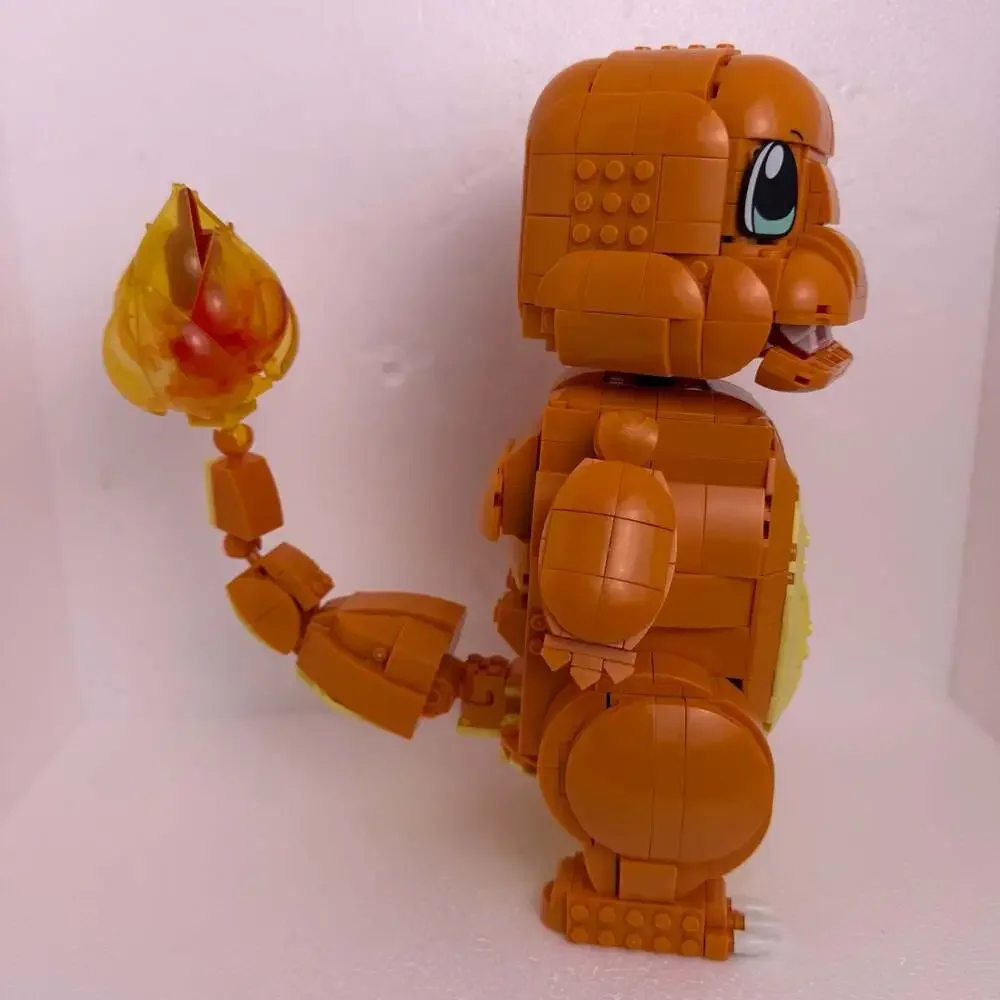 Mega Construx Pokemon Jumbo Charmander Building Set (750 Pieces)